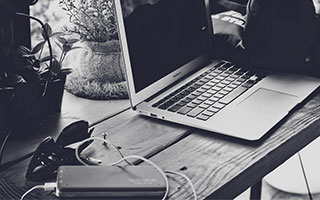 NBA背靠背最后十分钟太诡异，热度和换人顺序对不上（49tk伤停表被扒